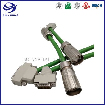 M23圓形連接器和DB連接器信號電纜電機編碼器電纜定制線束